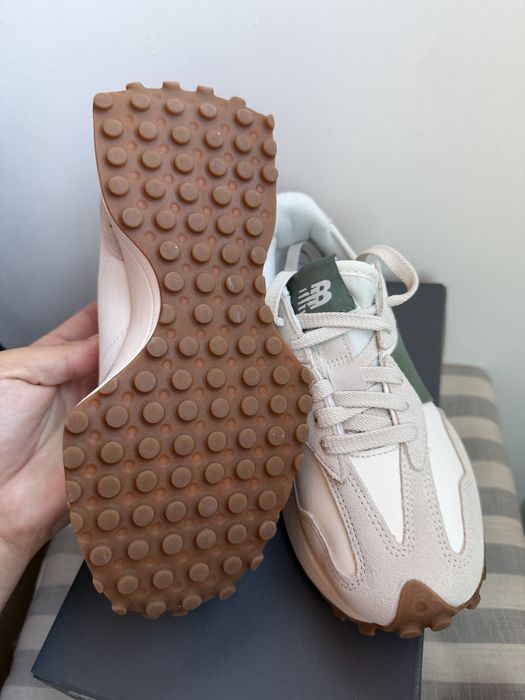 New Balance 327 alb cu logo N verde piele 100% marimea 40.5 noi originali