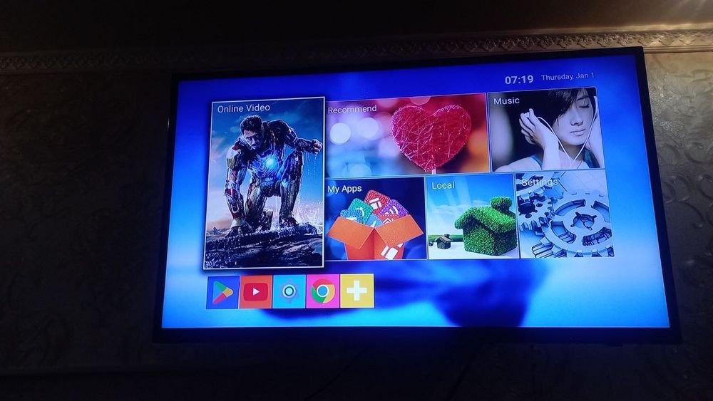 Телевизор Roison 43