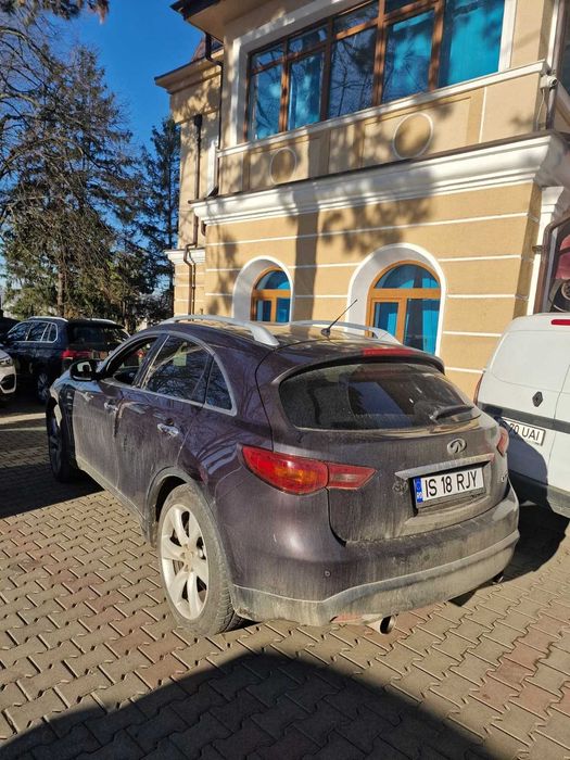 Infiniti QX70 3.0d