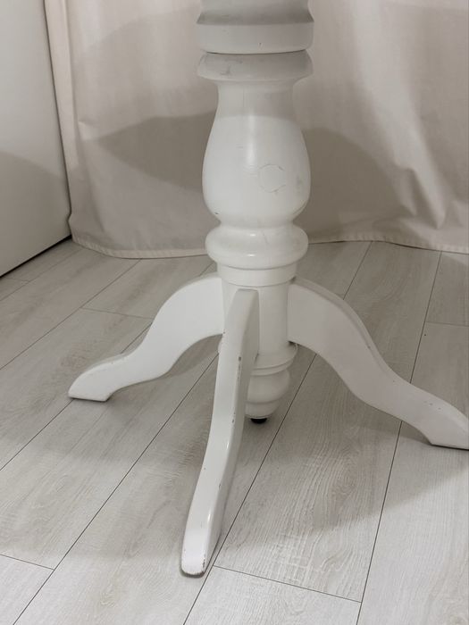 Продам дубовый круглый стол