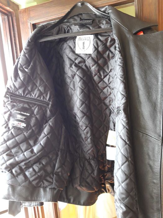 Мото яке телешка кожа