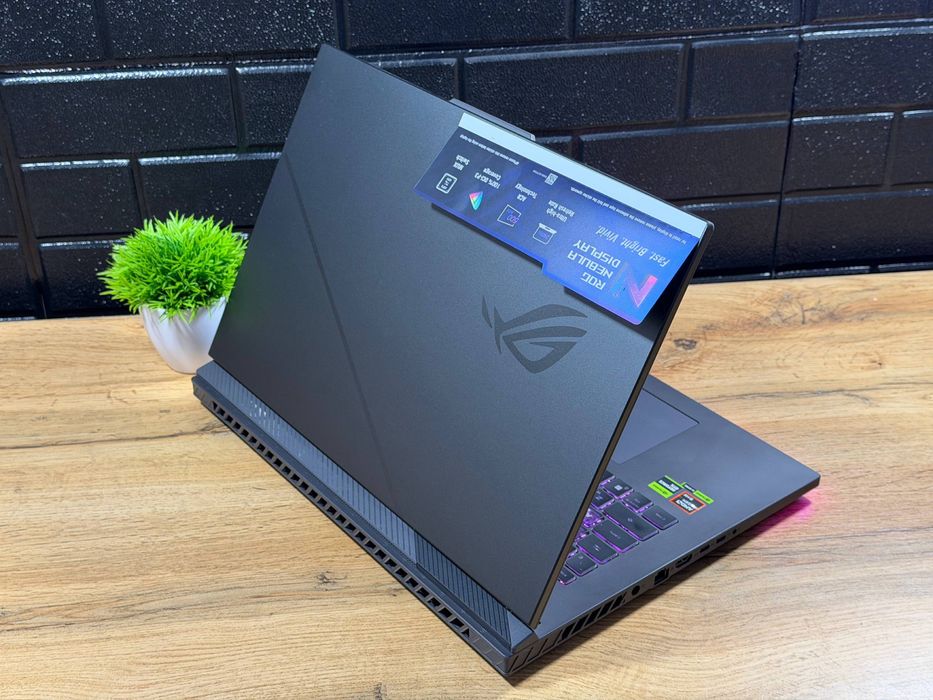Asus rogStrix G18_amd9-9955HX_5070_32гб