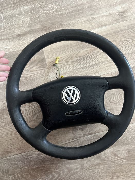 Руль Volkswagen.