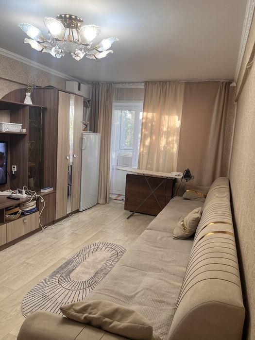 Продам двухкомнатнаю квартиру
