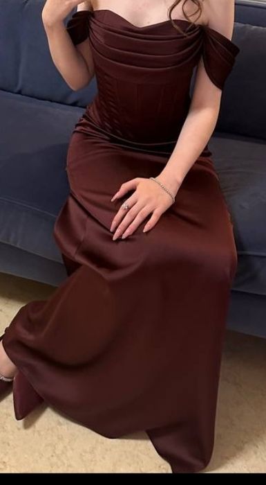 Платье вечернее.