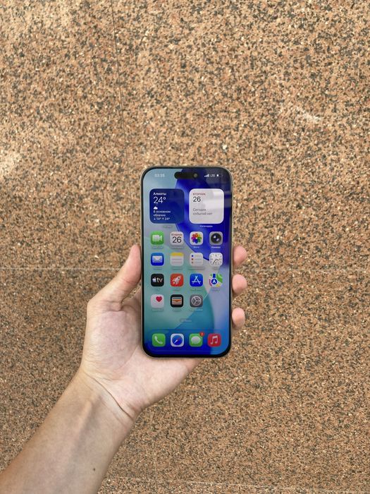 Продам срочно iPhone 16 Pro Max 256GB