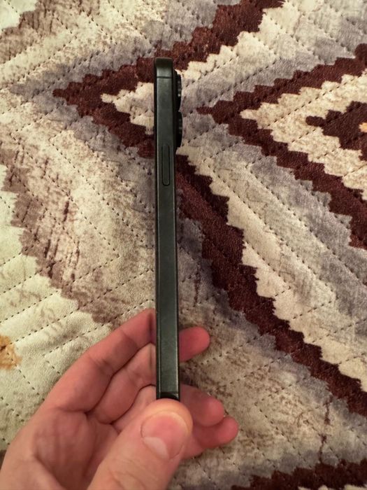 Продам Iphone 15 pro max 256gb.