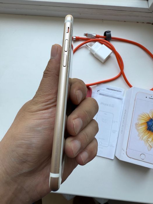 Продам Iphone 6s в рабочем состояний