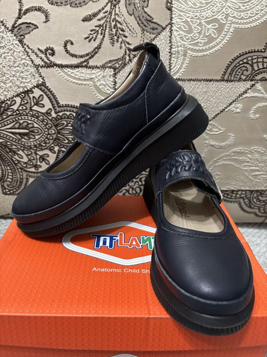 Tiflani женские.