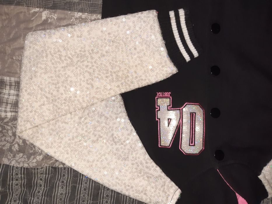 Анцунг+блузка ръст 122-128см.