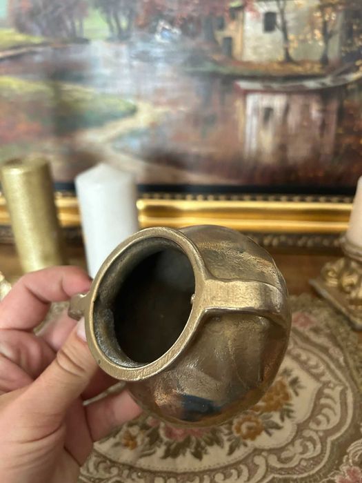 A182 Superba carafa mica masiva de bronz 757g 9 h 11 d