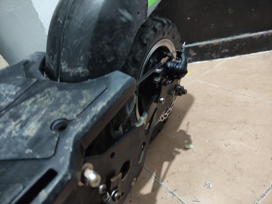 Электросамокат/ скутер 1200Watt