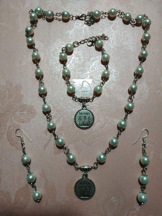 Разная бижутерия. См. все фото. Новое.