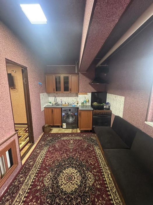 Yunsobod unversamYunsobod metro yaqin