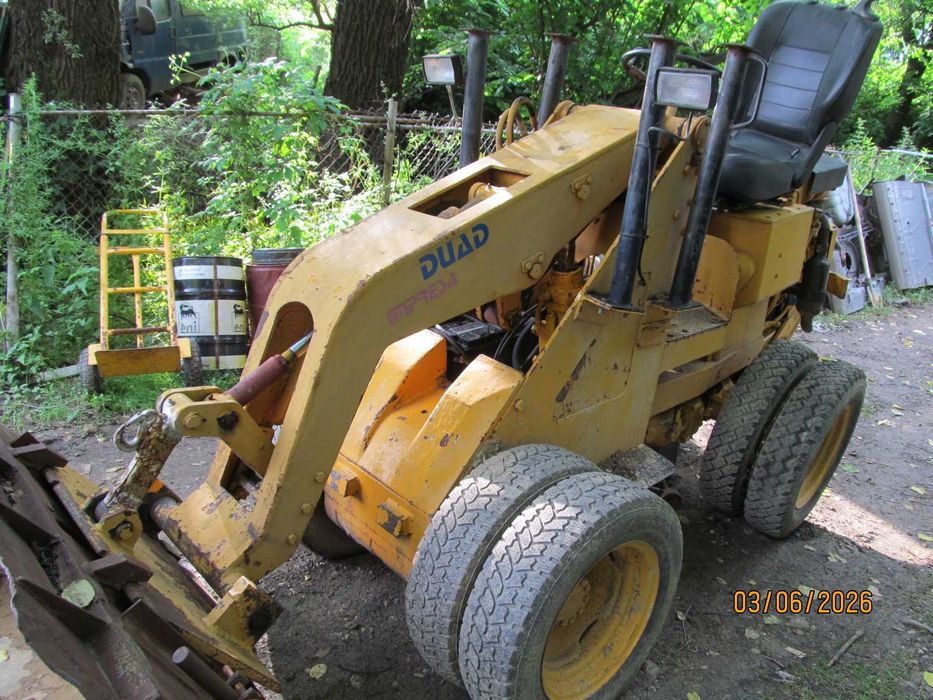Продавам челен товарач, фадрома , багер  - 2,5 тона - 4 х 4