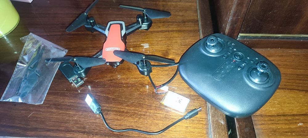 Квадрокоптер продаю