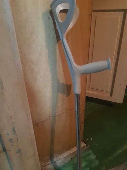 костиль  подмышечный