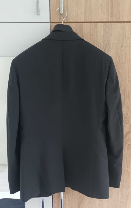 Оригинален мъжки костюм Andrews размер 46(М) сако,панталон,вратовръзка