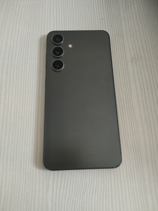 Samsung S24 8/256