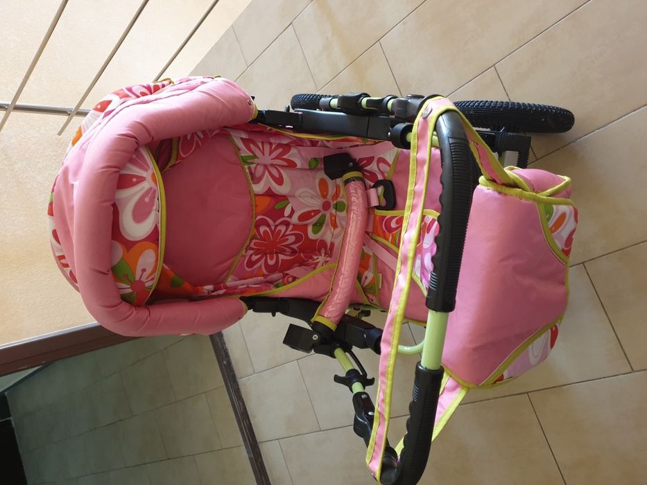 Продам коляску всесезонную