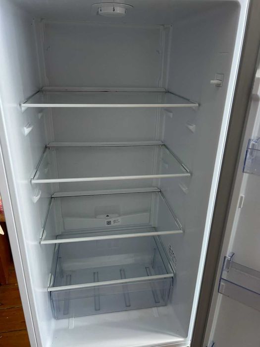 Холодильник в хорошем состоянии