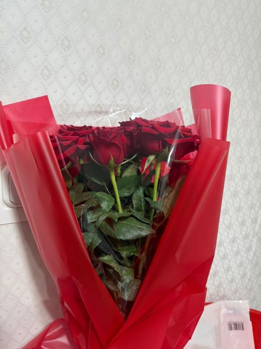 Продам букет красные розы