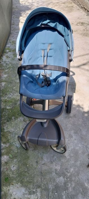 Vând carut bebelusi