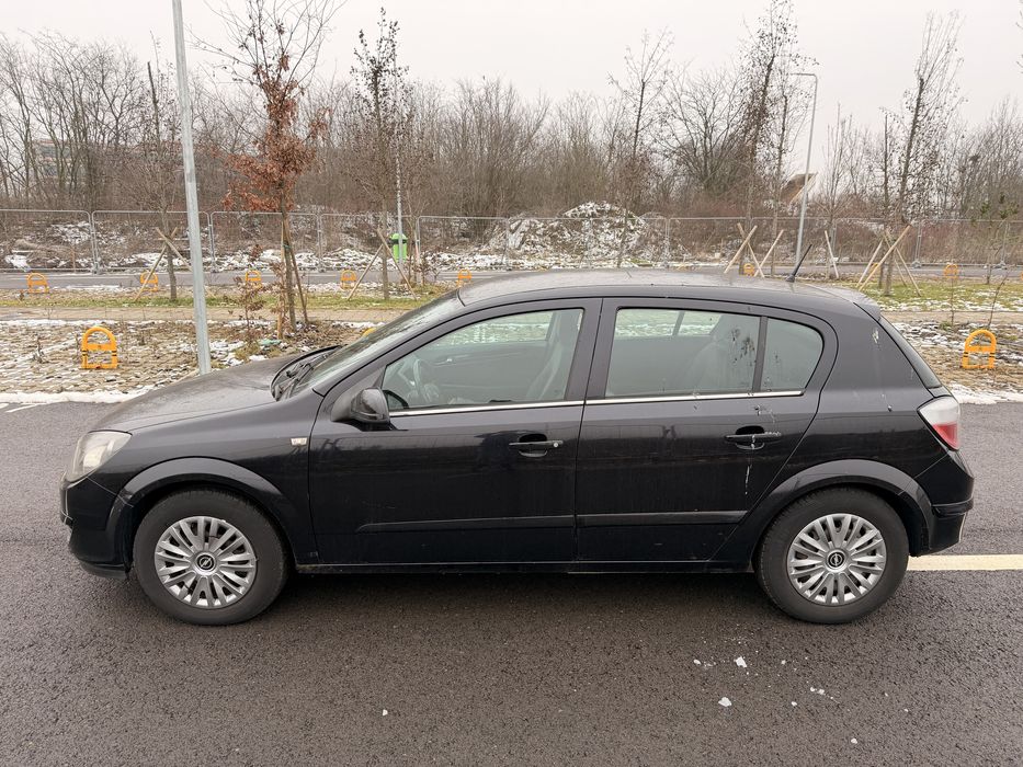Vând Opel Astra H, 1.4 benzină, Euro 4 – stare bună de funcționare
