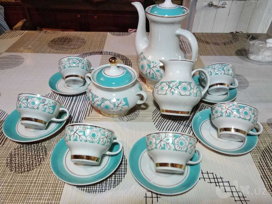 Сервиз на 6 персон, 15 предметов  (Довбыш, СССР)