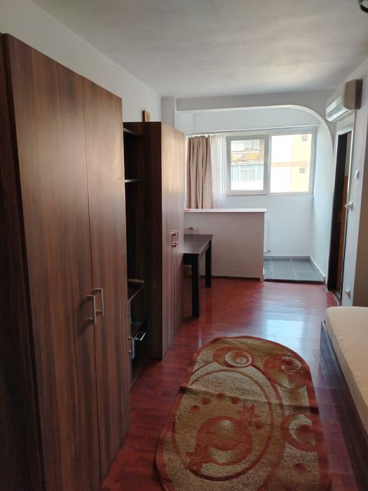 Proprietar inchiriez garsoniera,lujerului