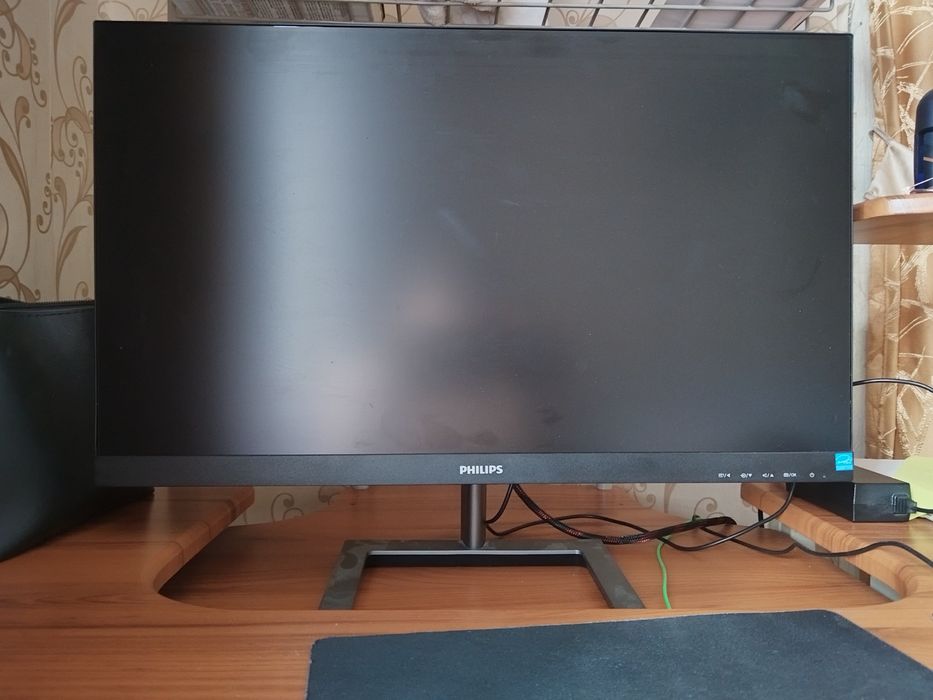 Монитор Philips 23.8