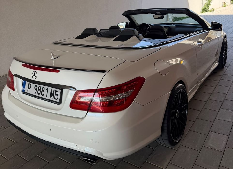 Mercedes Benz E 300 Cabrio pachet AMG  2013