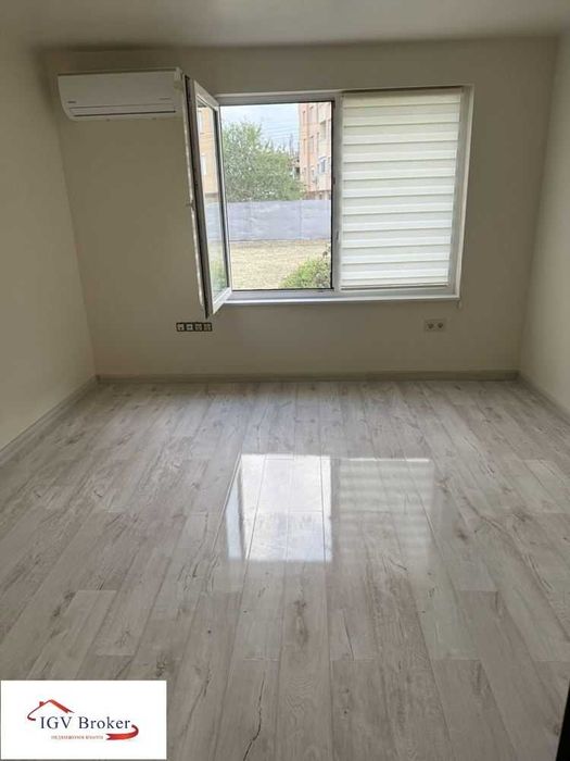 Дава се под наем Тристаен апартамент в София, Враждебна - 100 кв.м за 1000 € - Снимка #9