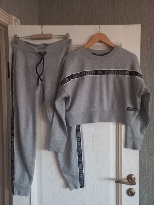 Calvin Klein костюм