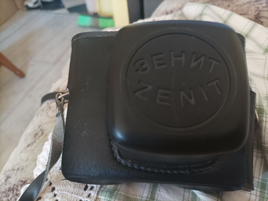 Фотоапарат зенит много малко използван