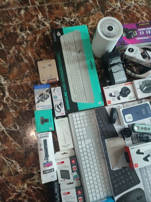 Lot electronice si gadgeturi