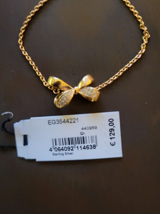 Продавам гривна на Emporio Armani