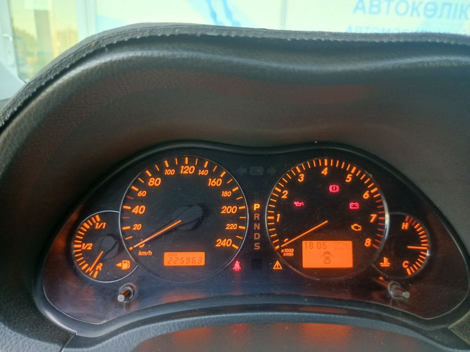Продается Авенсис