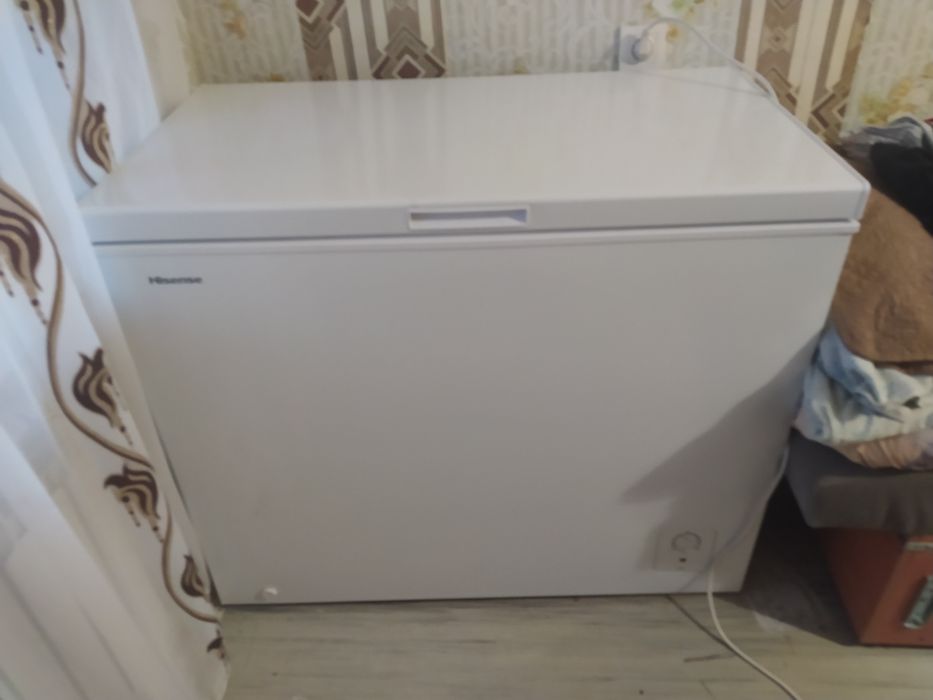 Продам холодильник