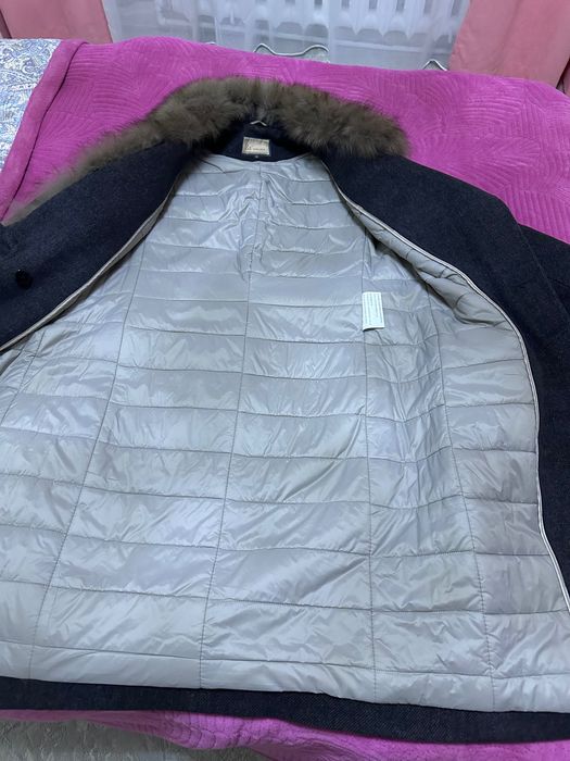 Продам пальто зимнию