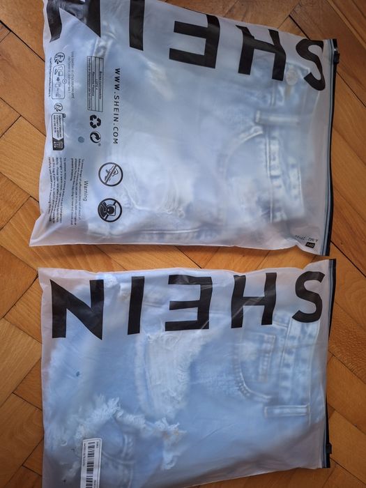 Дамски къси гащи