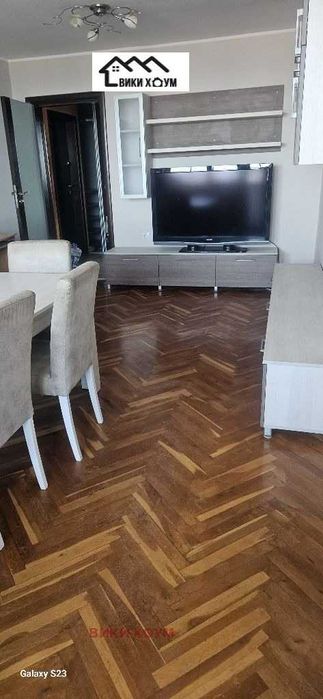 Продава 4-СТАЕН апартамент, град Варна, Базар Левски