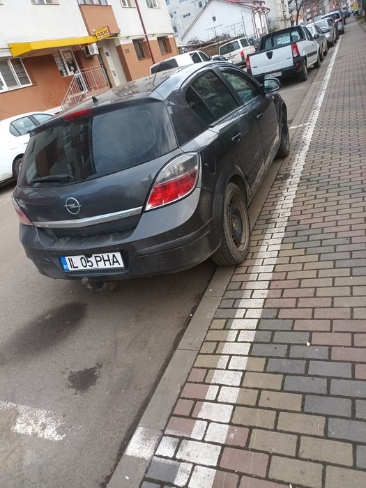 OPEL ASTRA H  1.7 2010