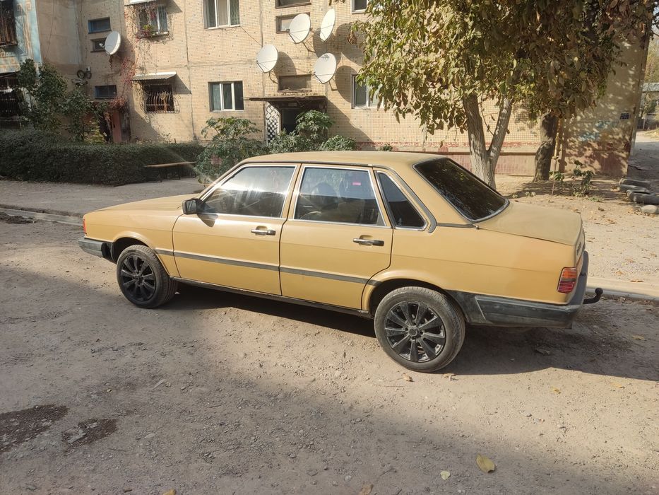 Продам автомобиль AUDI 80 B2