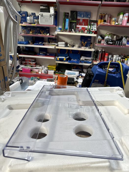 Fata sertar clapeta usa frigider congelator arctic beko 44x23 nou