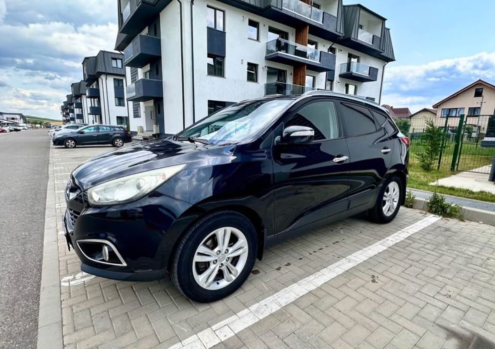 Vând sau  Hyundai IX35