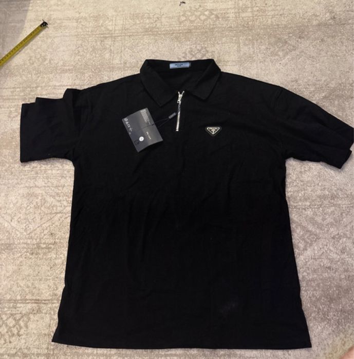 Tricou Prada XL.
