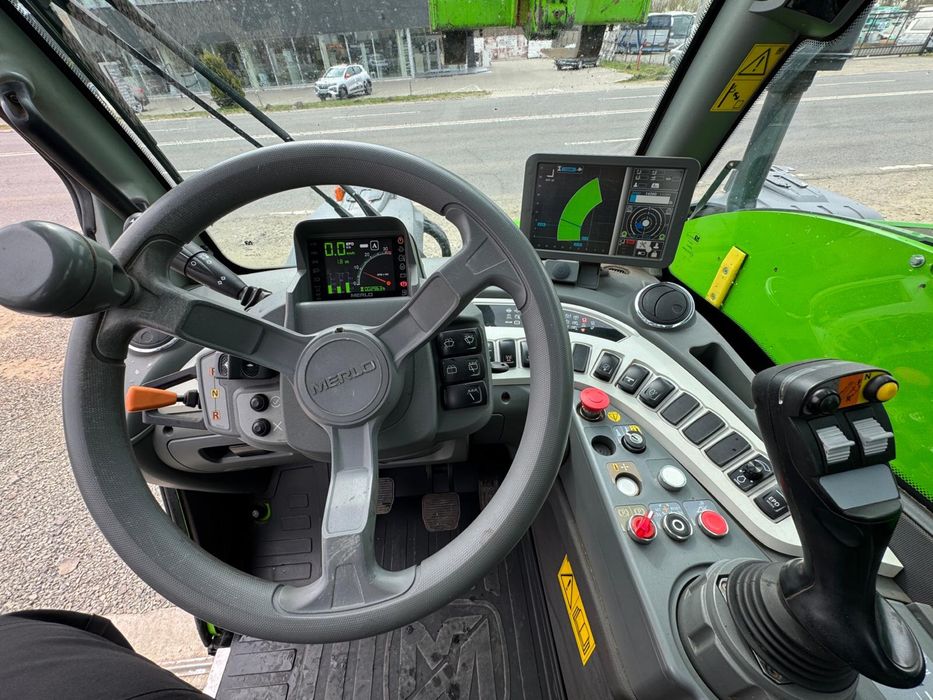 Încărcător telescopic Merlo TF 65.9 An 2022 ore 2900 170 cai