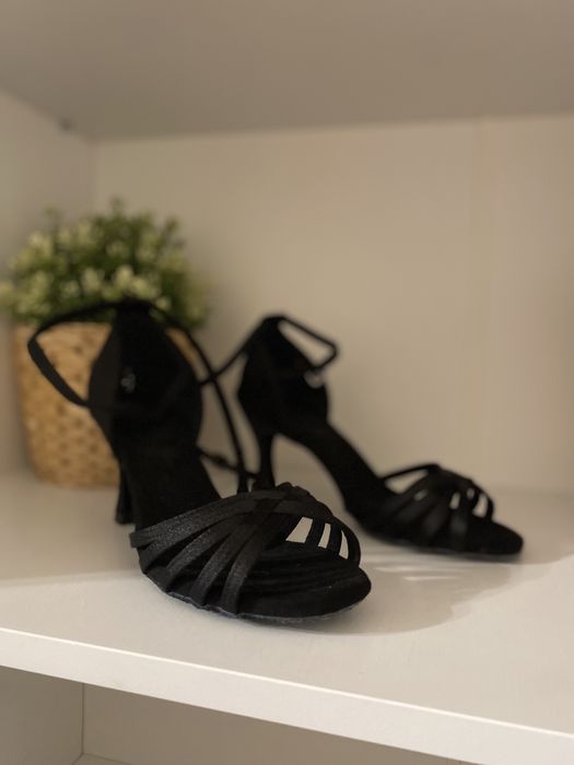 Туфли танцевальные 37 р