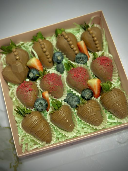 Клубника в шоколаде// идеальный подарок